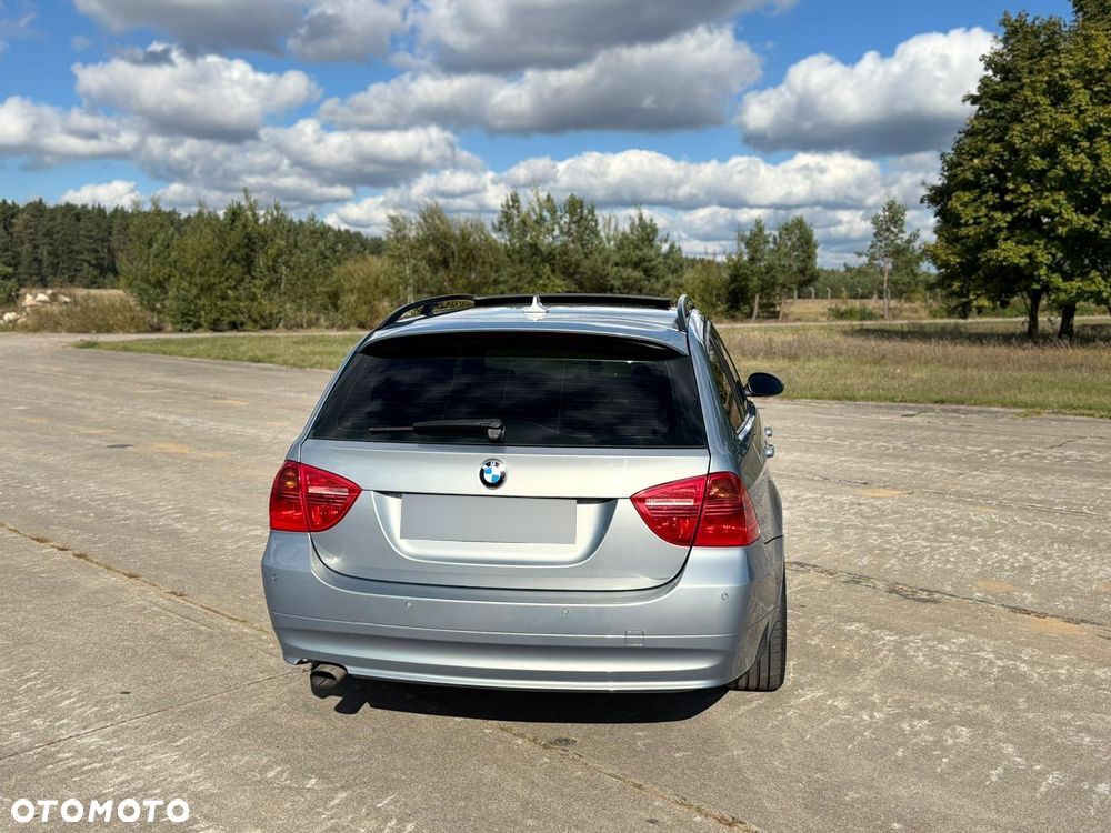 BMW Seria 3 320d - 12