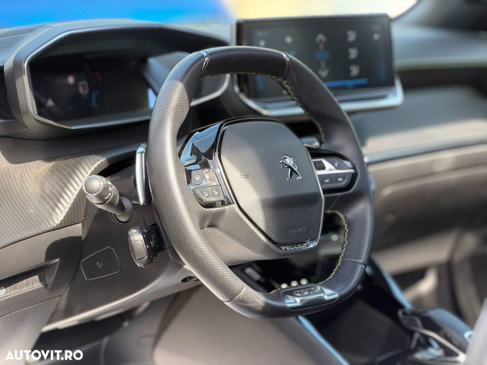 Peugeot 2008 1.2L PureTech 130 S&S EAT8 GT - 9