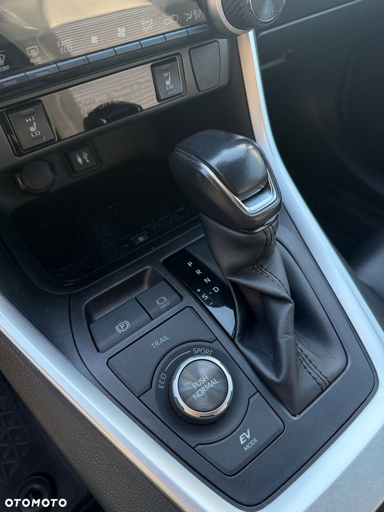 Toyota RAV4 2.5 Hybrid Selection 4x4 - 19