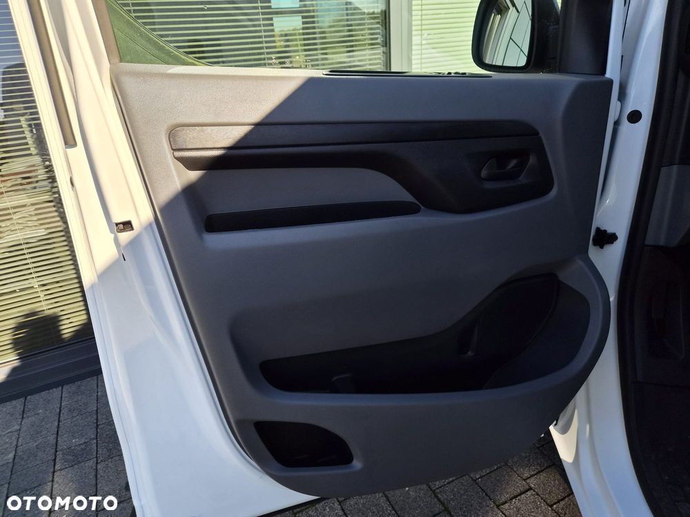 Opel VIVARO - 14
