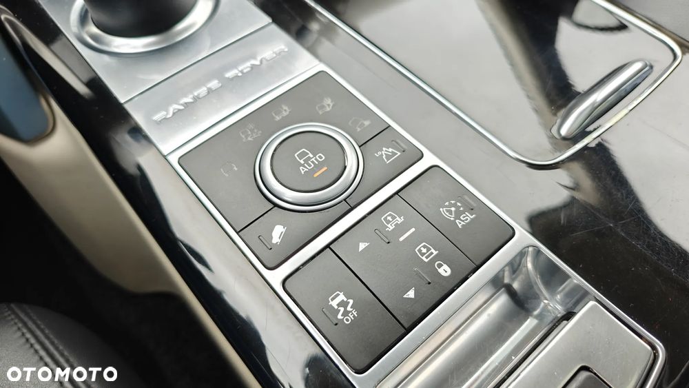 Land Rover Range Rover - 20