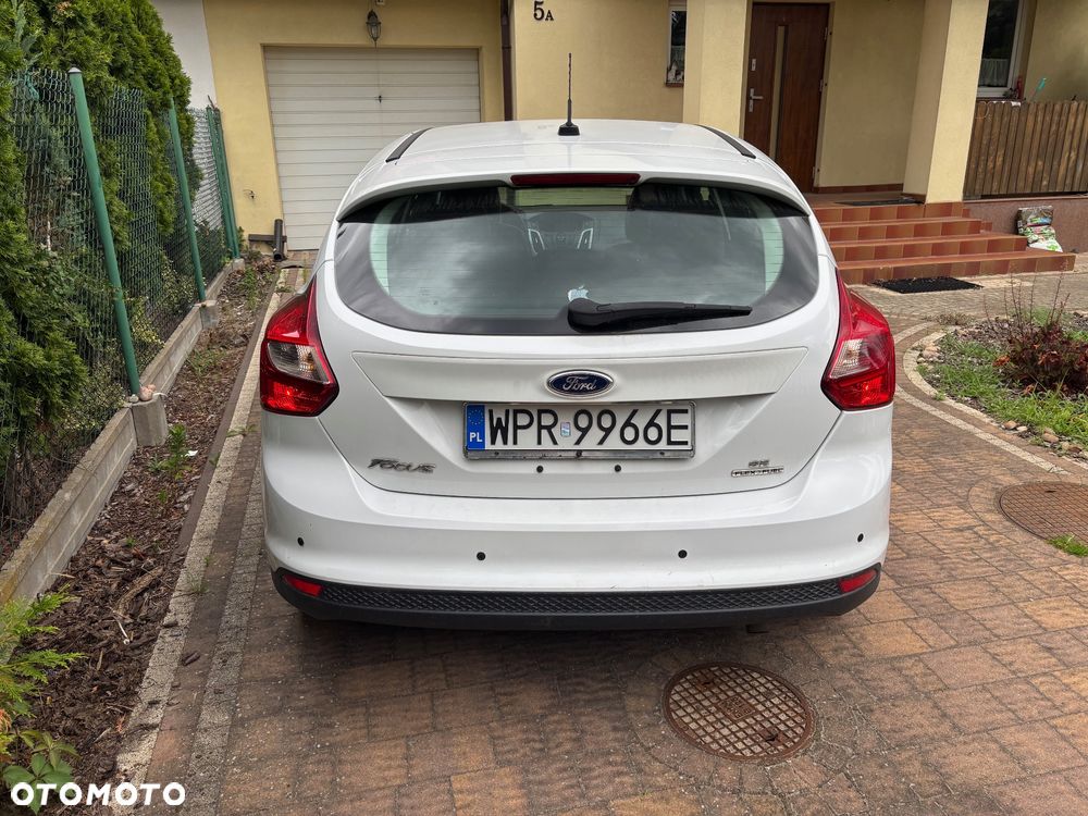 Ford Focus 2.0 16V Style - 5