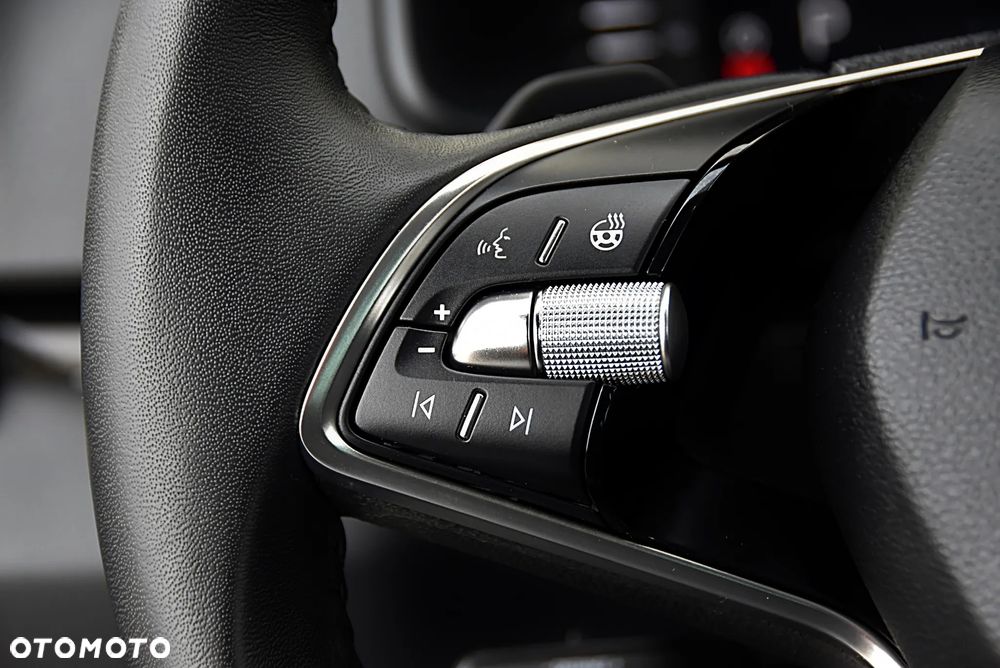 Skoda Karoq 1.5 TSI ACT Selection DSG - 35