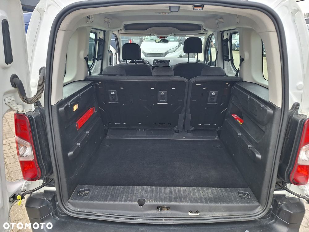 Toyota Proace City Verso 5 osobowy 1,5 diesel - 20