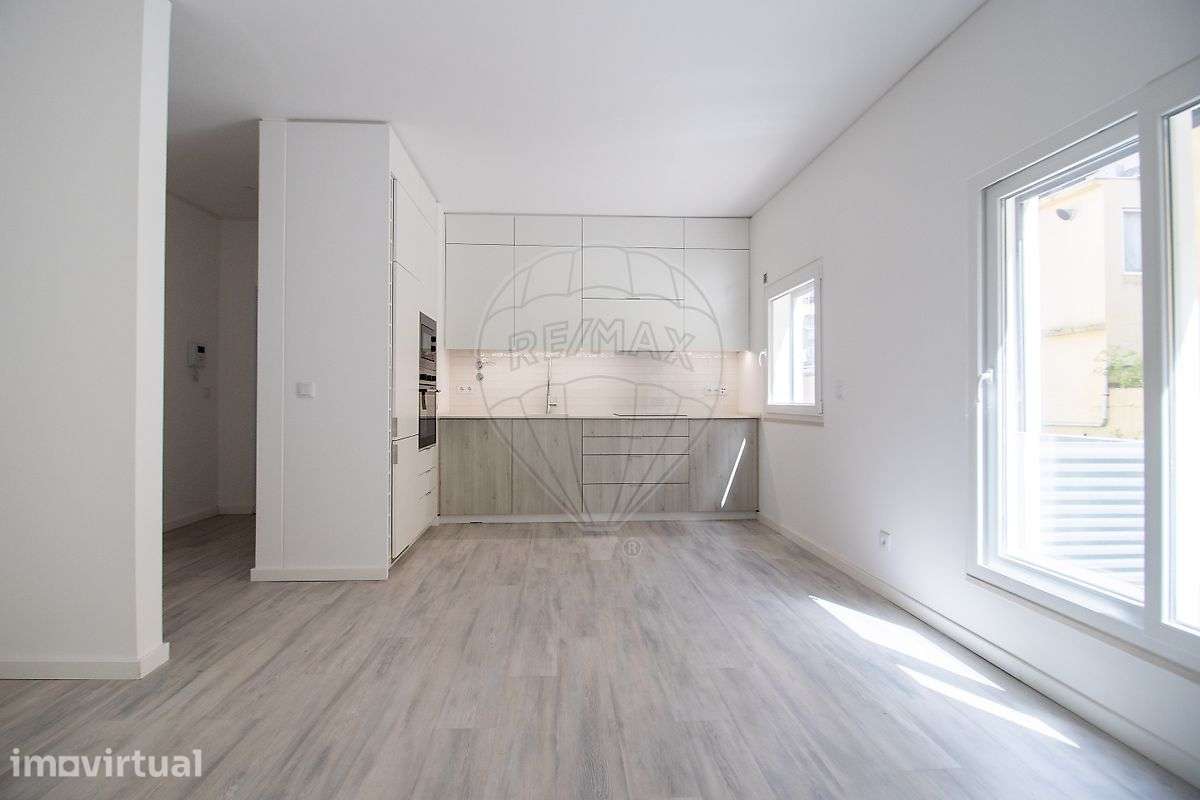 Apartamento T2 para arrendamento - Grande imagem: 2/29