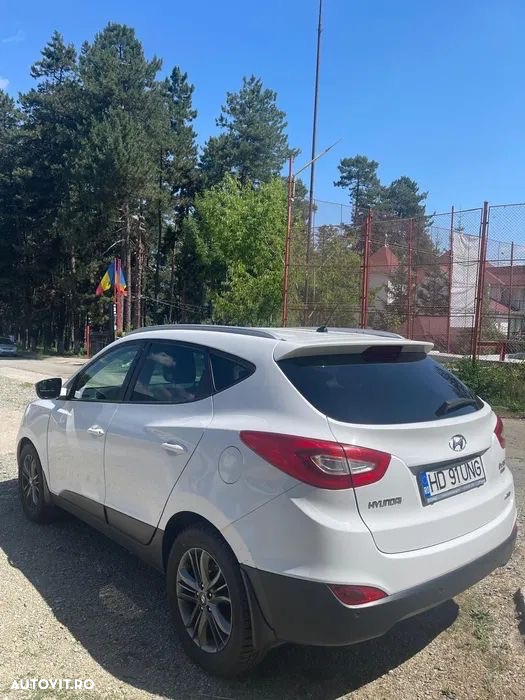 Hyundai ix35 2.0 CRDI 4WD Premium - 2