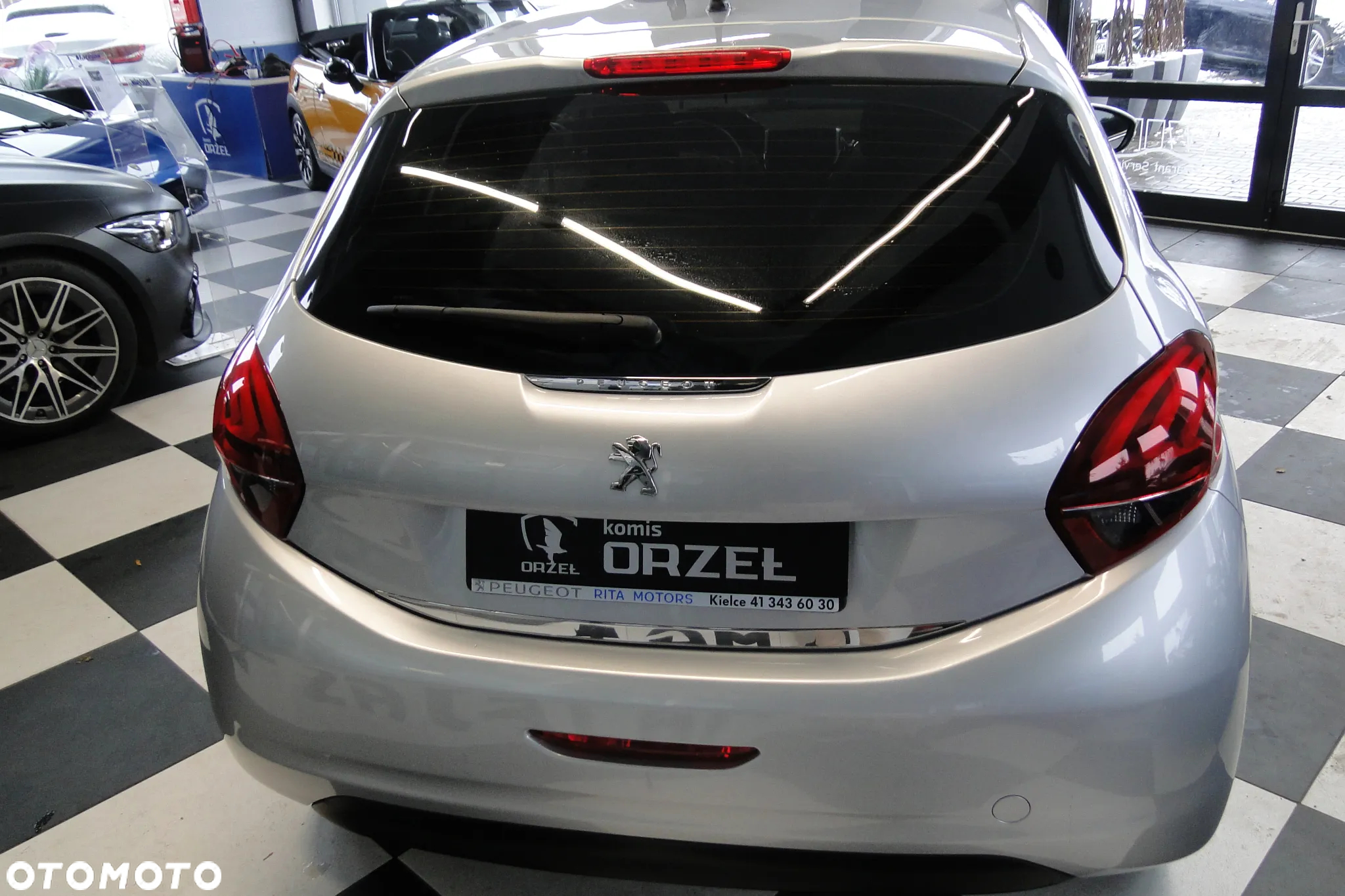 Peugeot 208 PureTech 68 Active - 8