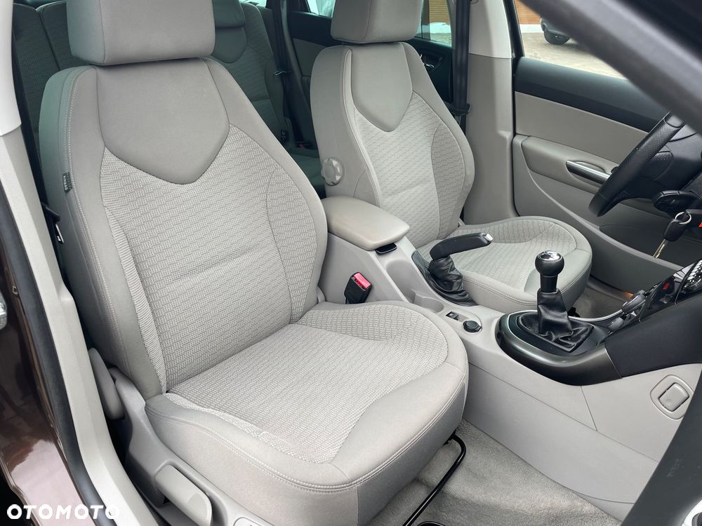 Peugeot 308 - 40