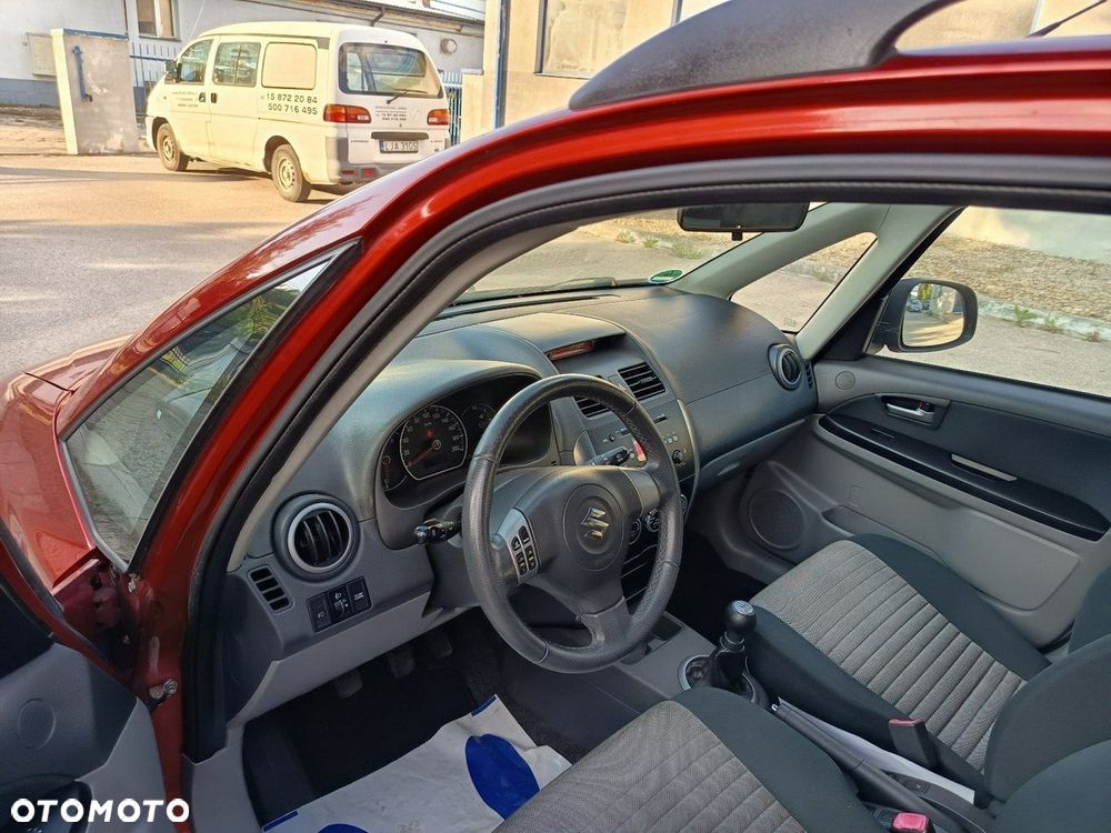 Suzuki SX4 - 7