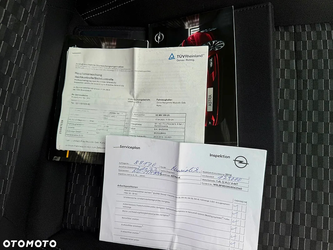 Opel Astra IV 1.6 CDTI Cosmo - 23