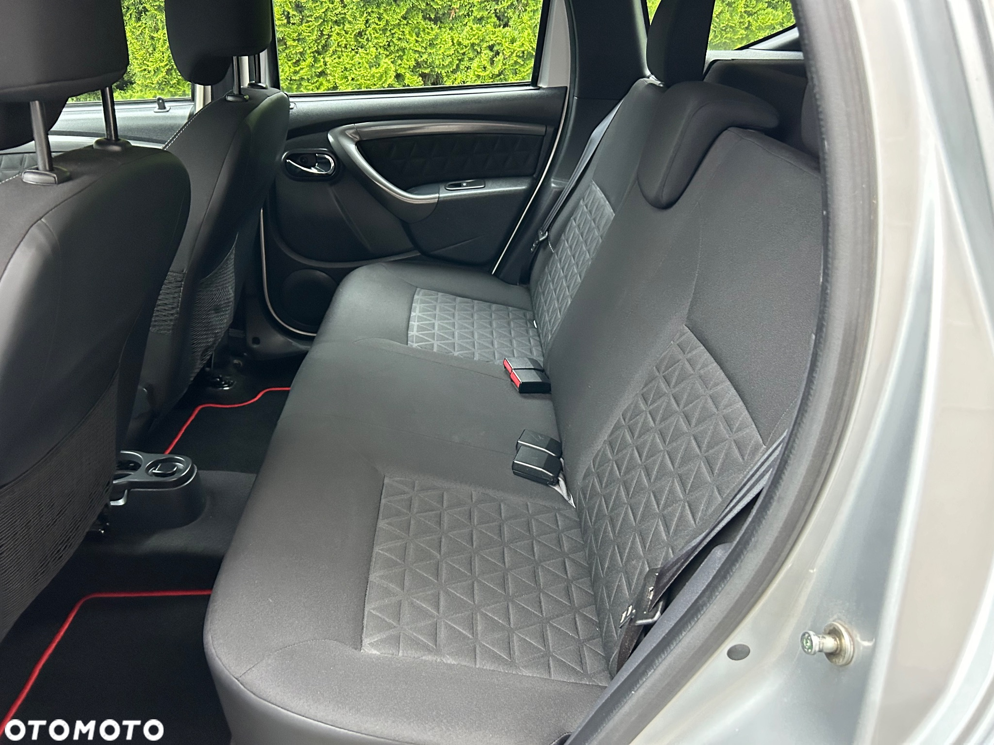 Dacia Duster 1.6 16V 4x2 Prestige - 15