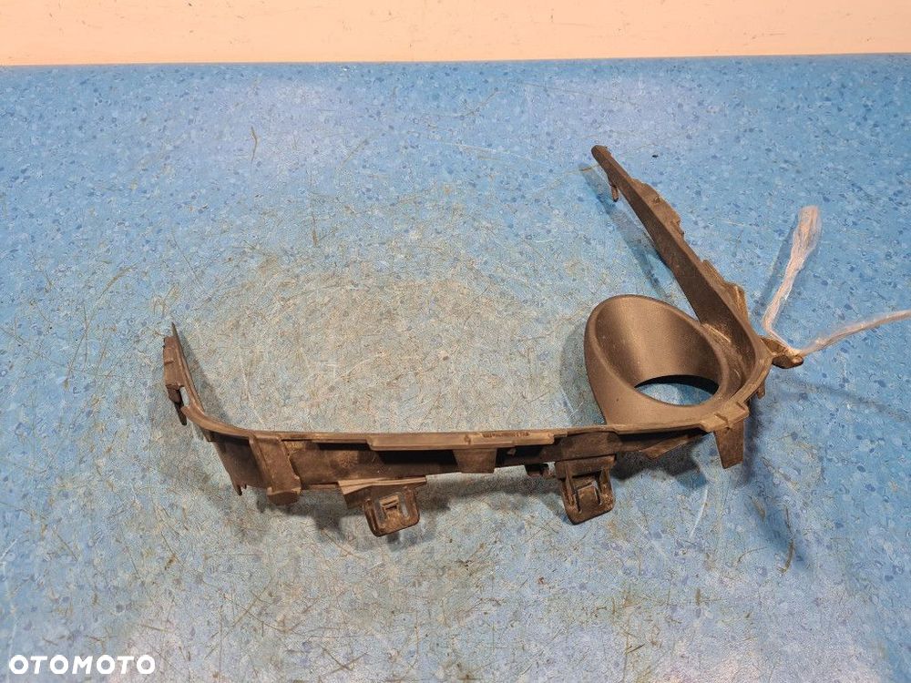 TOYOTA COROLLA E21 KRATKA HALOGENU PRAWA 81481-02A80 - 4