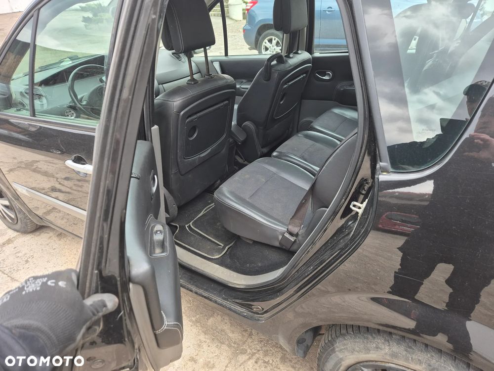 Renault Scenic 1.6 16V Authentique - 7