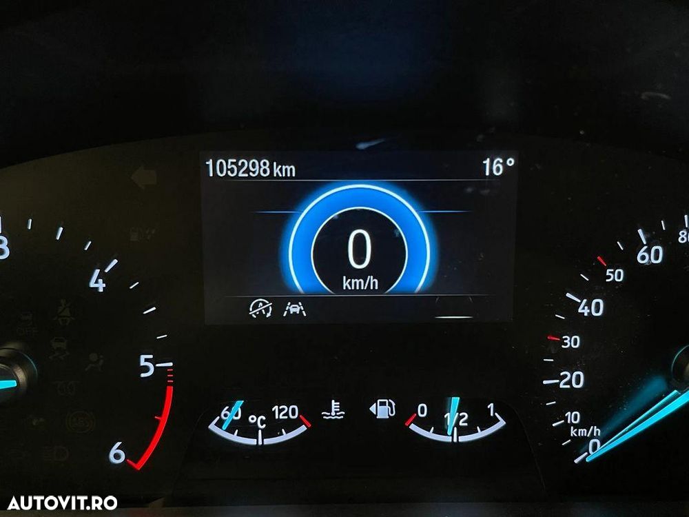 Ford Focus 1.5 EcoBlue Titanium - 27