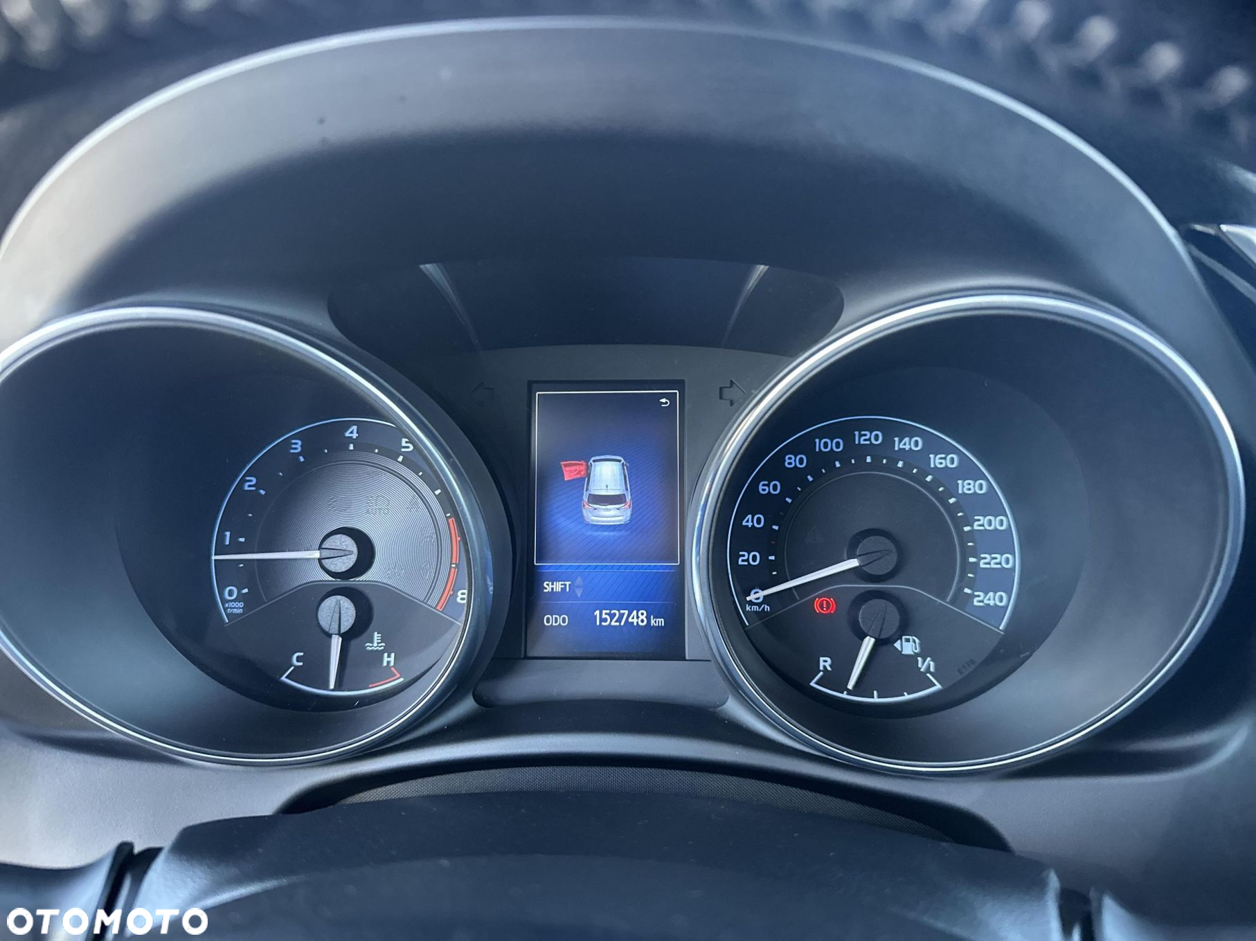 Toyota Auris 1.6 Comfort - 16
