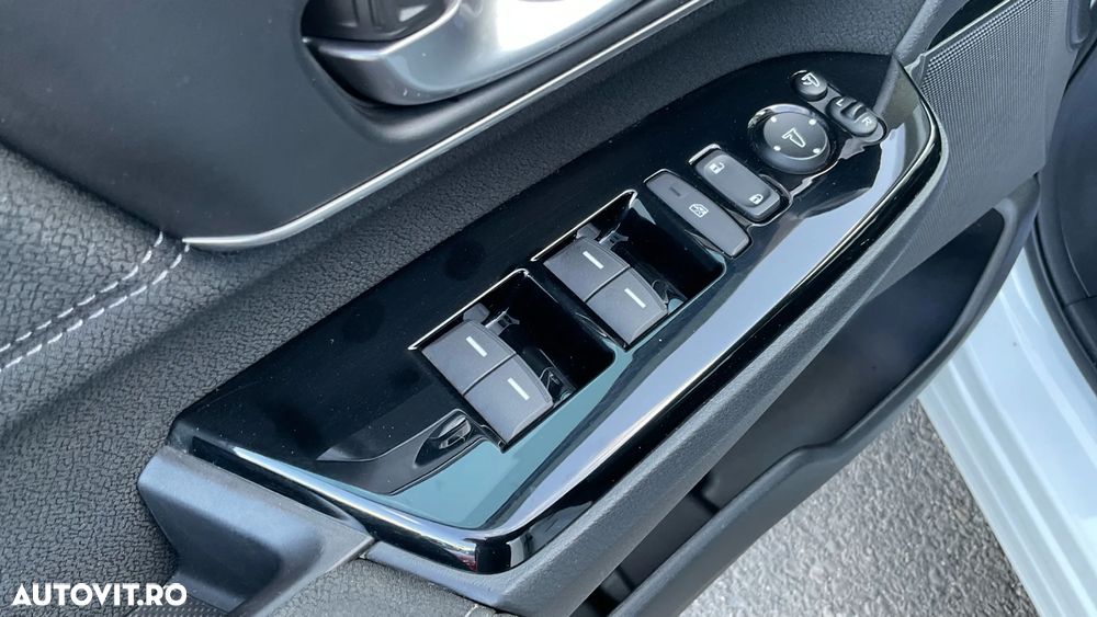 Honda CR-V 2.0 Hybrid i-MMD 4WD E-CVT Elegance - 26