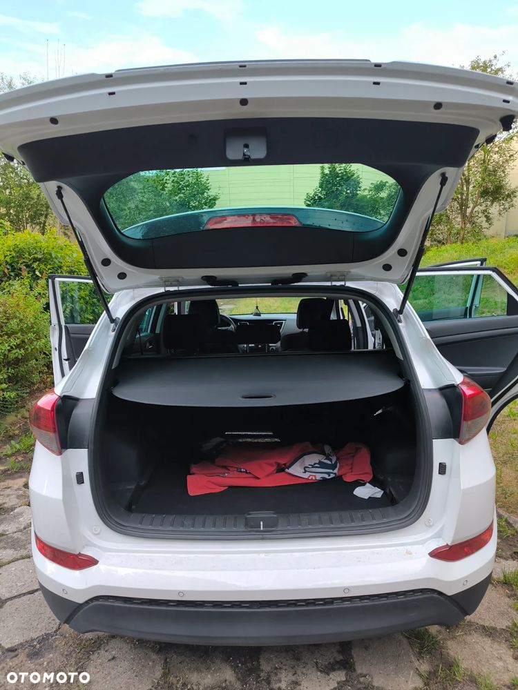 Hyundai Tucson 1.6 GDI BlueDrive Classic 2WD - 11