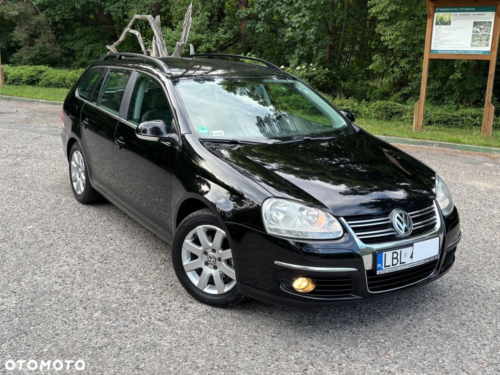 Volkswagen Golf - 2