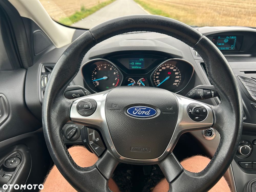Ford Kuga 1.6 EcoBoost 2x4 SYNC - 18