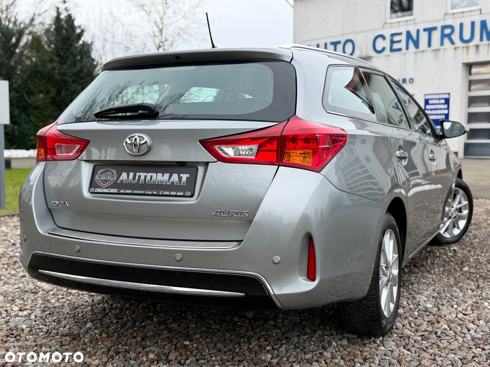Toyota Auris - 13