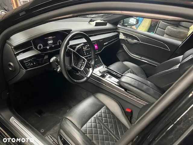 Audi A8 - 17