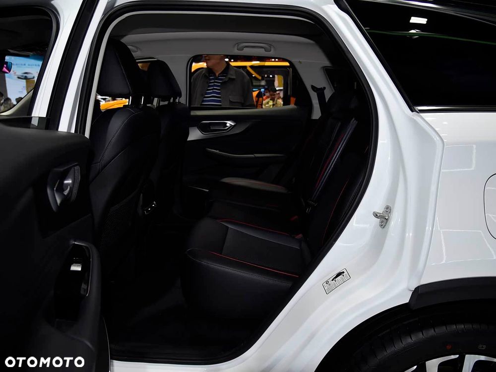 BAIC 7 1.5T Luxury Plus DCT - 14