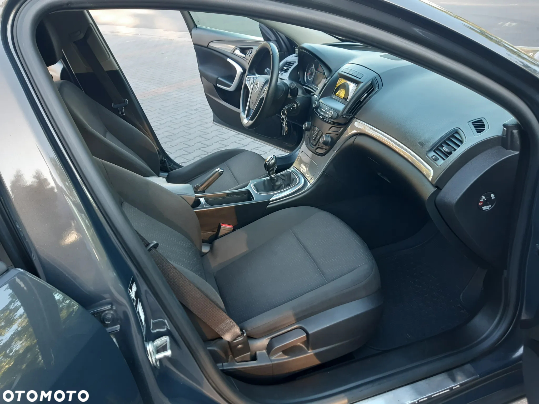 Opel Insignia 1.8 - 16