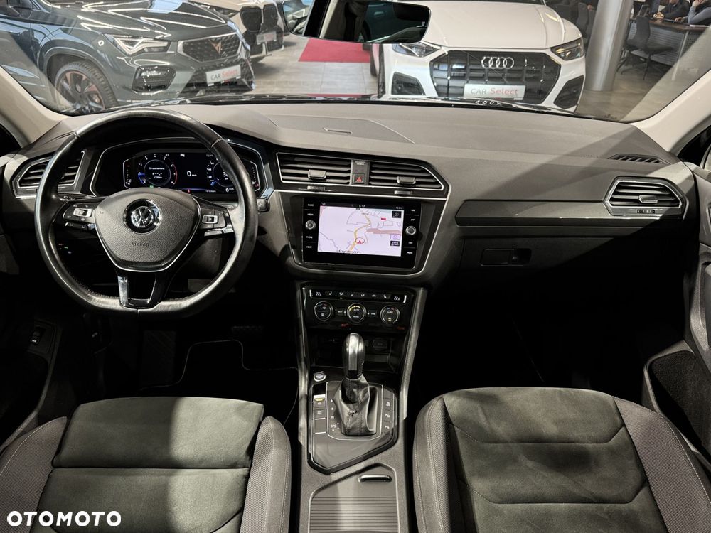 Volkswagen Tiguan - 21