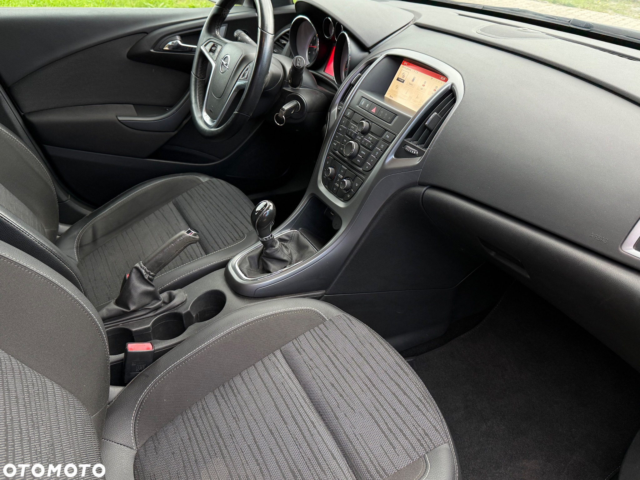 Opel Astra - 16