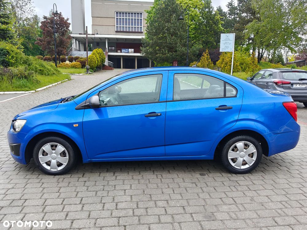 Chevrolet Aveo - 15