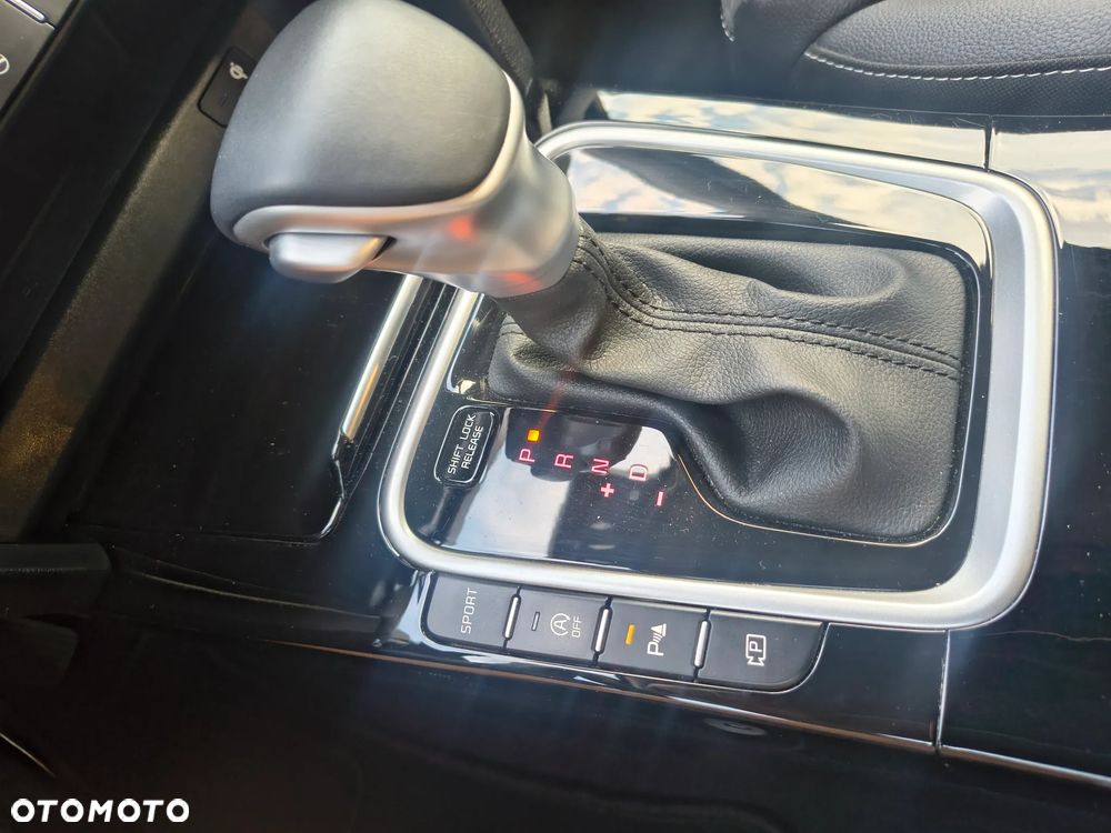 Kia XCeed 1.5 T-GDI Business Line DCT - 22