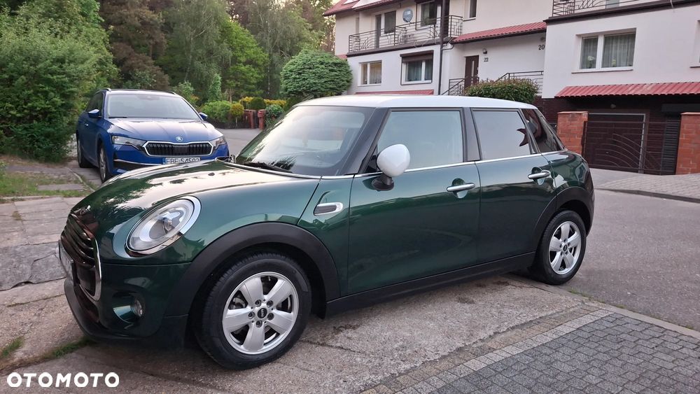 MINI Cooper Standard - 19