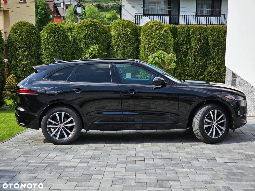 Jaguar F-Pace - 7