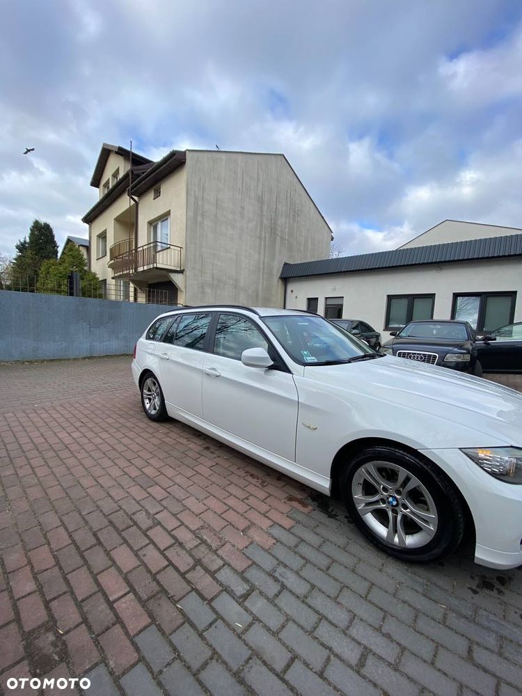 BMW Seria 3 316d - 1