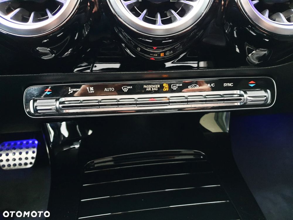 Mercedes-Benz CLA 250 AMG Line 7G-DCT - 29