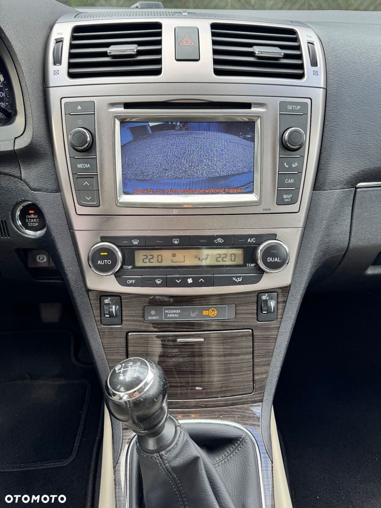 Toyota Avensis 2.0 D-4D Sol - 9