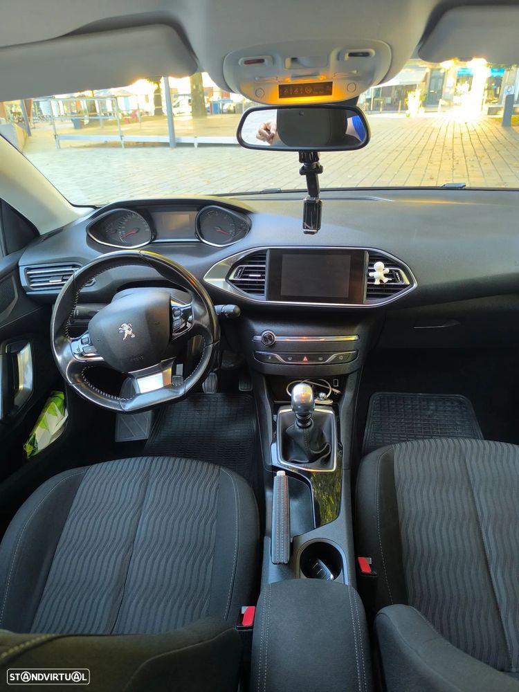 Peugeot 308 SW BlueHDi 120 Stop & Start Allure - 13