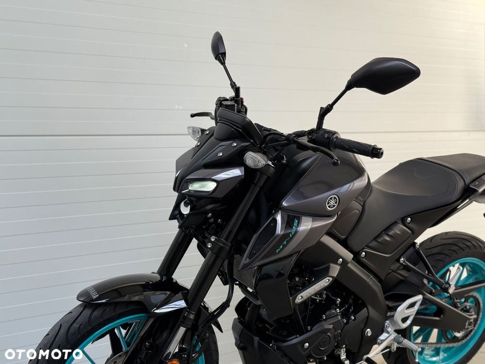 Yamaha MT - 22