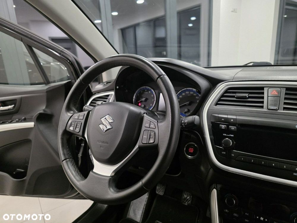 Suzuki SX4 S-Cross 1.6 XLED - 21