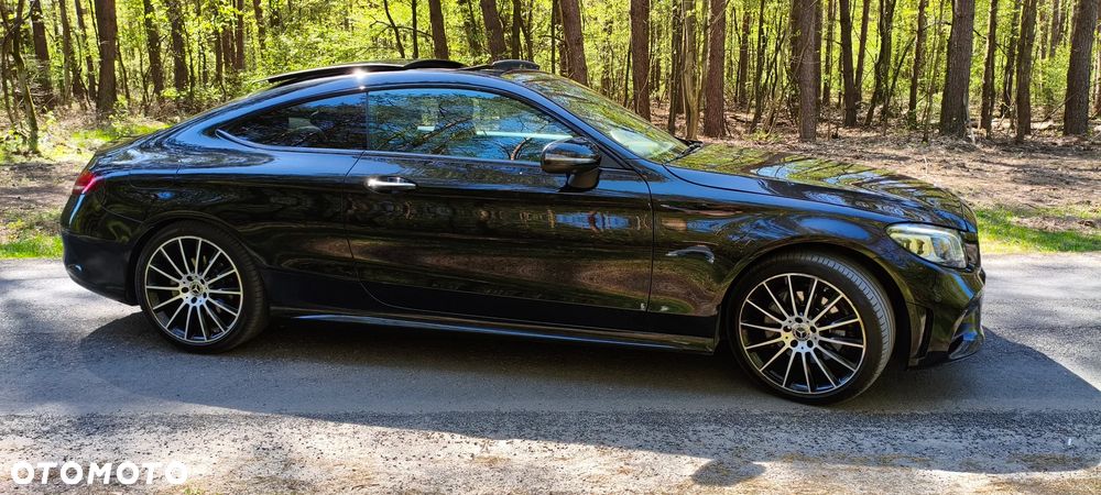 Mercedes-Benz Klasa C 200 4Matic 9G-TRONIC AMG Line - 5