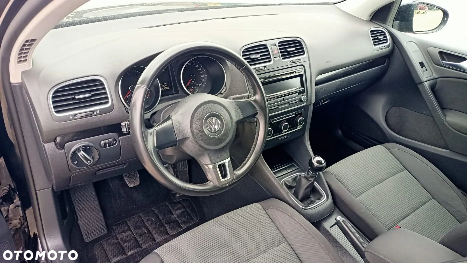 Volkswagen Golf VI 1.2 TSI BlueMot Comfortline - 18