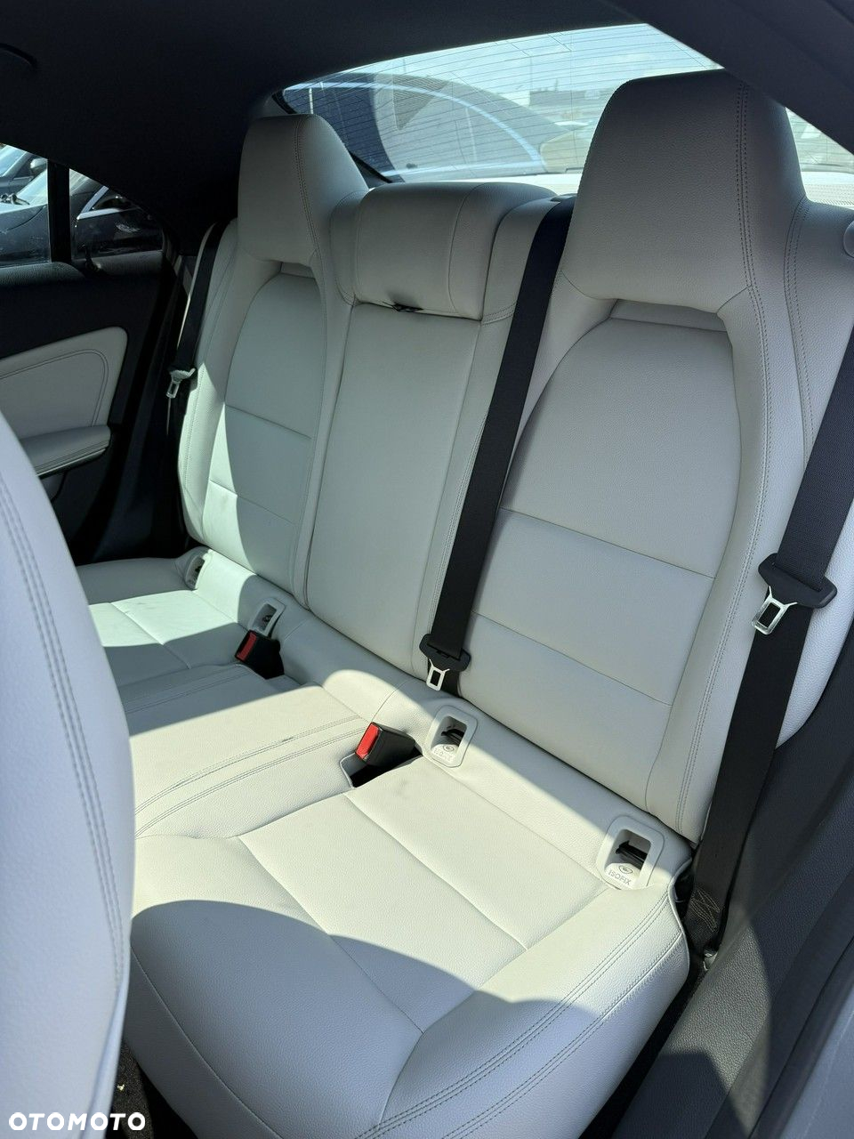 Mercedes-Benz CLA 250 7G-DCT AMG Line - 9