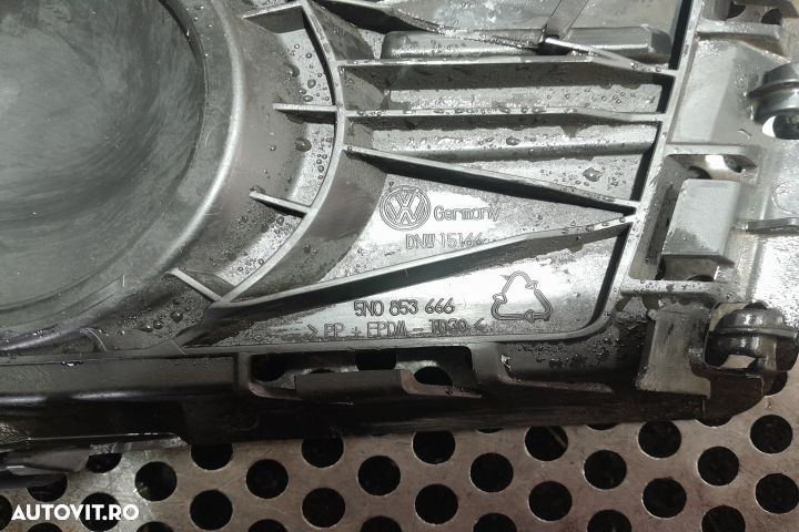 Grila proiector dreapta 5N0853666 5N0853666 Volkswagen VW Tiguan 1 5N - 3