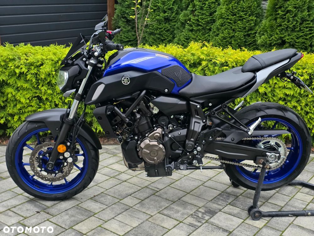 Yamaha MT - 21