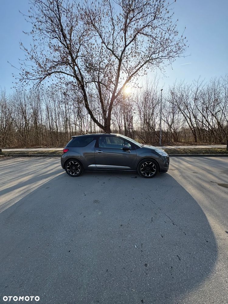 Citroën DS3 e-HDi 110 FAP SportChic - 10