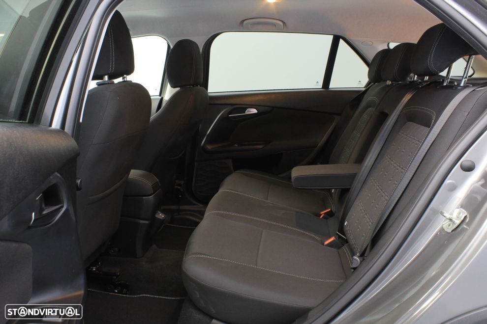 Fiat Tipo Station Wagon Cross 1.0 GSE T3 Cross - 26