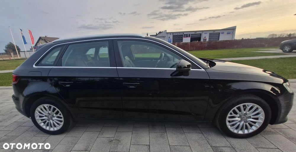 Audi A3 Sportback - 3