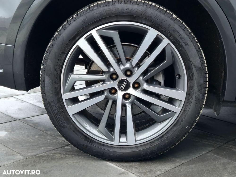 Audi Q5 50 TFSIe quattro S tronic S line - 37