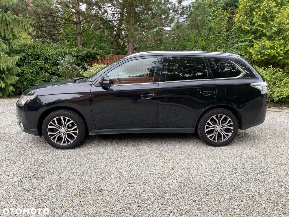 Mitsubishi Outlander 2.0 Instyle Navi CVT - 3