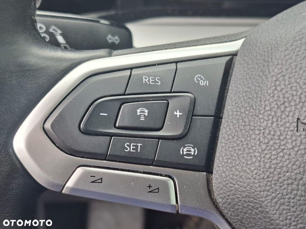 Volkswagen Golf Variant 1.5 TSI BMT Comfortline - 21